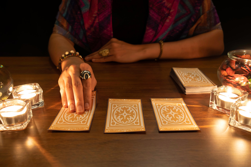 Golden Dawn Tarot: Das Geheimnis hinter der esoterischen Symbolik Golden Dawn Tarot: Das Geheimnis hinter der esoterischen Symbolik